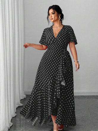 [Übergröße] 40er Maxikleid mit Polka-Dots und V-Ausschnitt