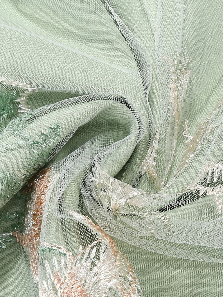 50er Kleid mit Blumen und Stickerei