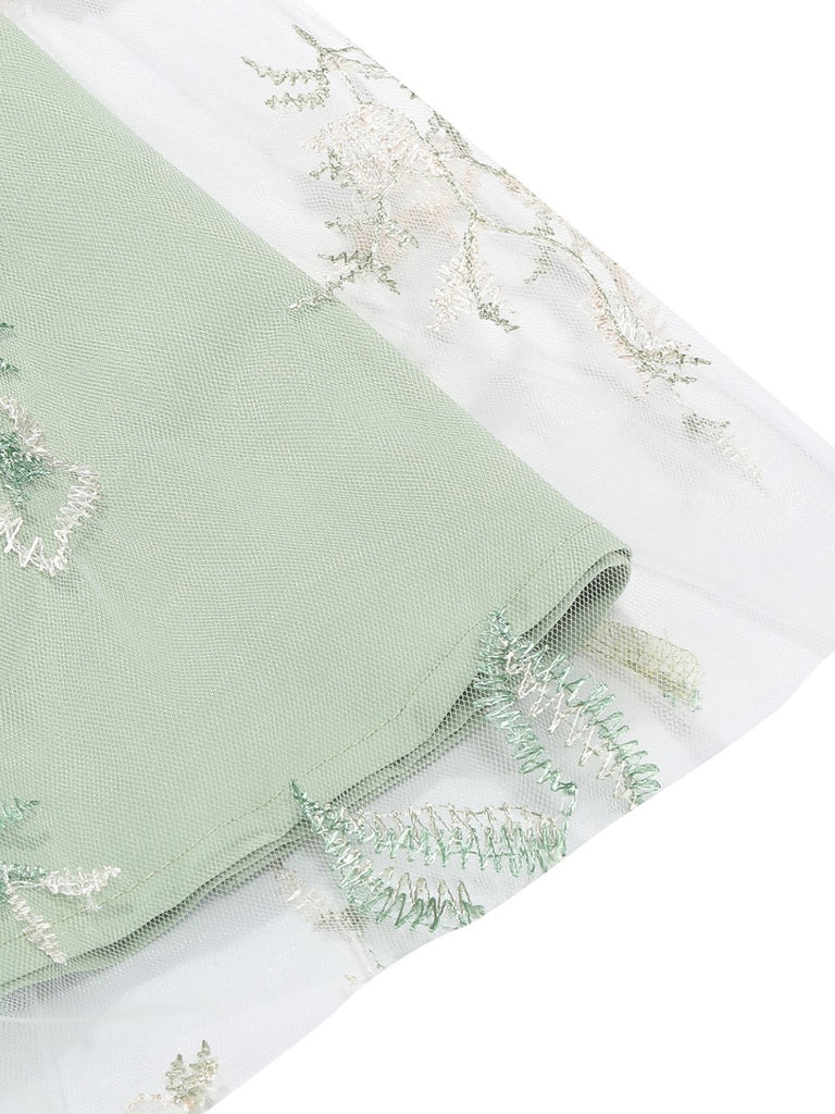 50er Kleid mit Blumen und Stickerei
