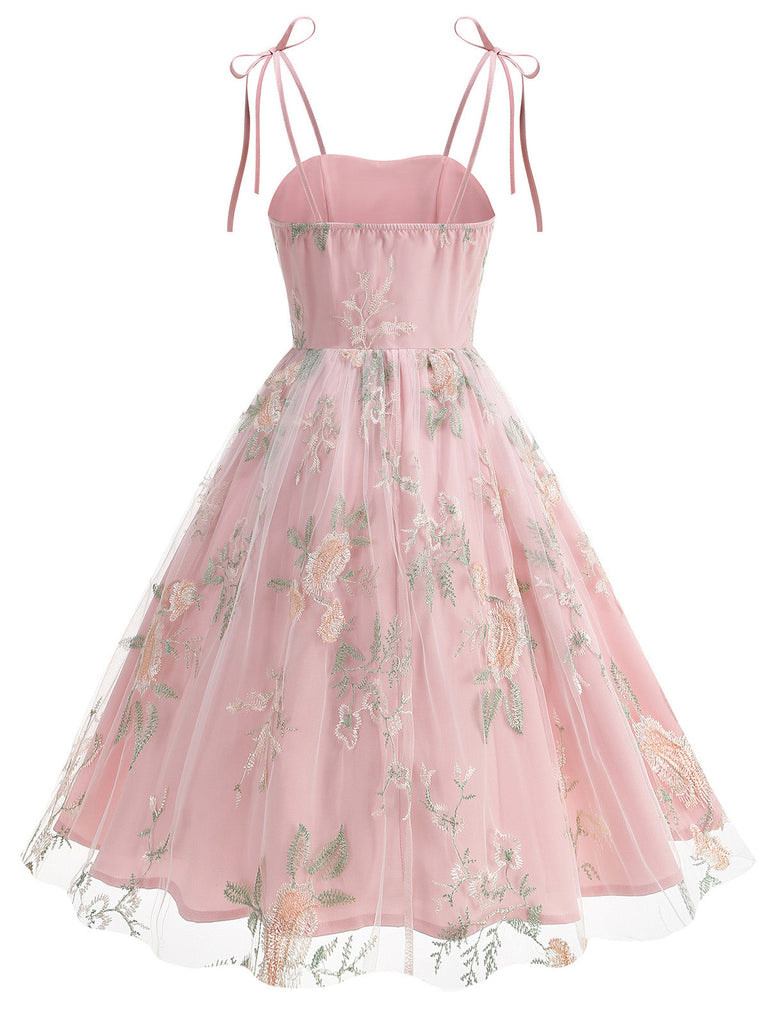 50er Kleid mit Blumen und Stickerei