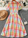 Mehrfarbiges 40er Kleid mit Kurzarm und Karo
