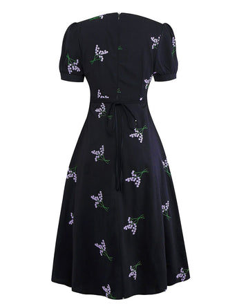 Schwarz 1940er Lila Blumen Stickerei V-Ausschnitt Kleid