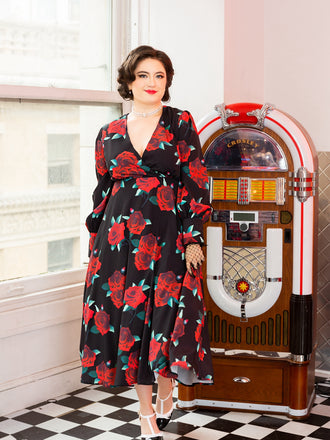 [Vorverkauf] Schwarz 1940er Rosen Laternenärmel Schnürung Kleid