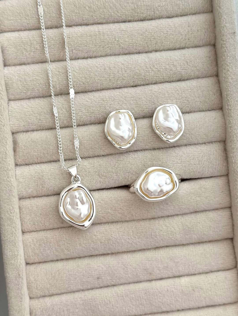 Vintage Schmuck mit Perlen und Baroque