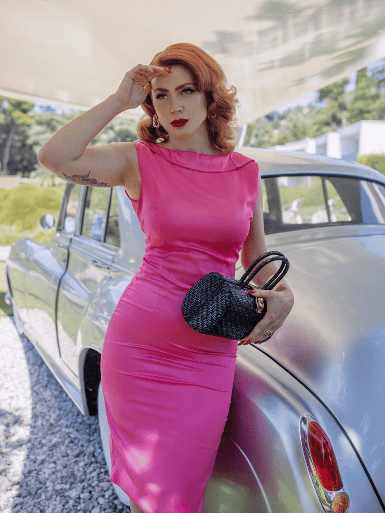 Rosenrot 1960s Satin Bleistiftkleid