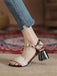 Sandalen mit High Heel und Knöchel in Schwarz & Weiß