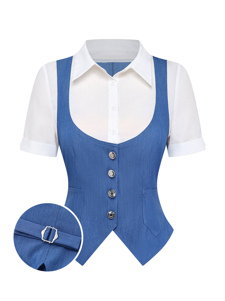 Blaue Weste über einem weißen Hemd, Nahaufnahme des Hosenbunds vor weißem Hintergrund