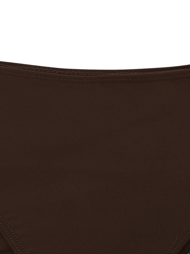 Dunkelbrauner, einfarbiger Tankini im Stil der 1950er Jahre – Vintage-Mode, Retro-Stil