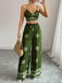 Grüne 70er Hose mit Spaghettiträger und Blumen-Print