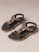 Flache Sandalen im Boho-Stil mit Perlenstickerei in Schmetterlings- und Herzform sowie Strassverzierungen – perfekt für gemütliche Sommerspaziergänge oder elegante Strandoutfits.