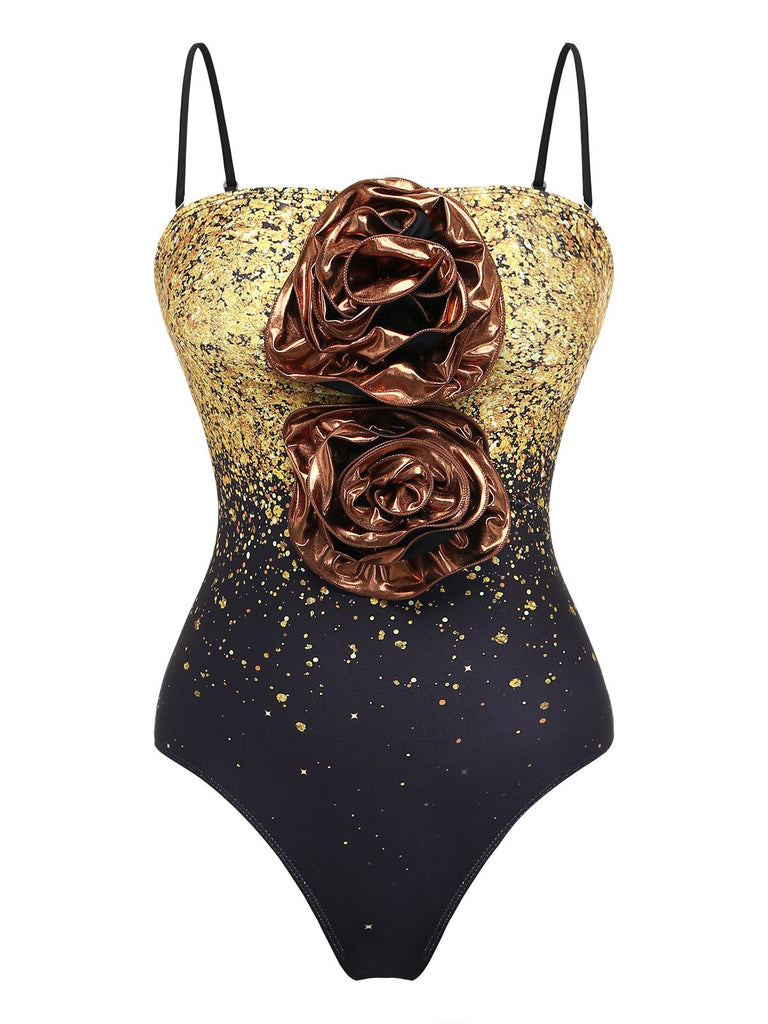 Einteiliger Badeanzug mit goldenem Glitzer und bronzefarbenen Rosenverzierungen auf weißem Hintergrund