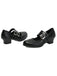 Schuhe mit Spitz und Schnalle