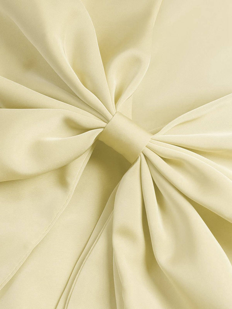 1960er Quadratischer Hals Zurück-Bogen Satin Kleid