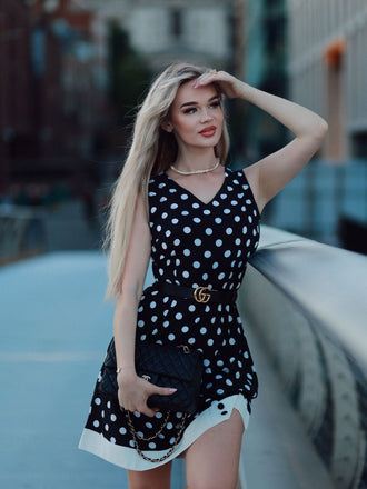 Schwarz 1960er Polka Dots V-Ausschnitt Kleid