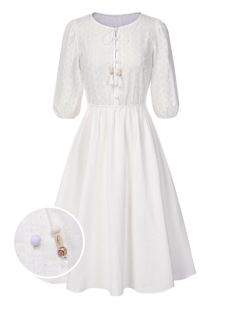 [Vorverkauf] Weiß 1970er Solide Besticktes Puffärmel Taste Kleid