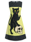 Gelbes 60er A-Linien-Kleid mit Katze und Totenkopf