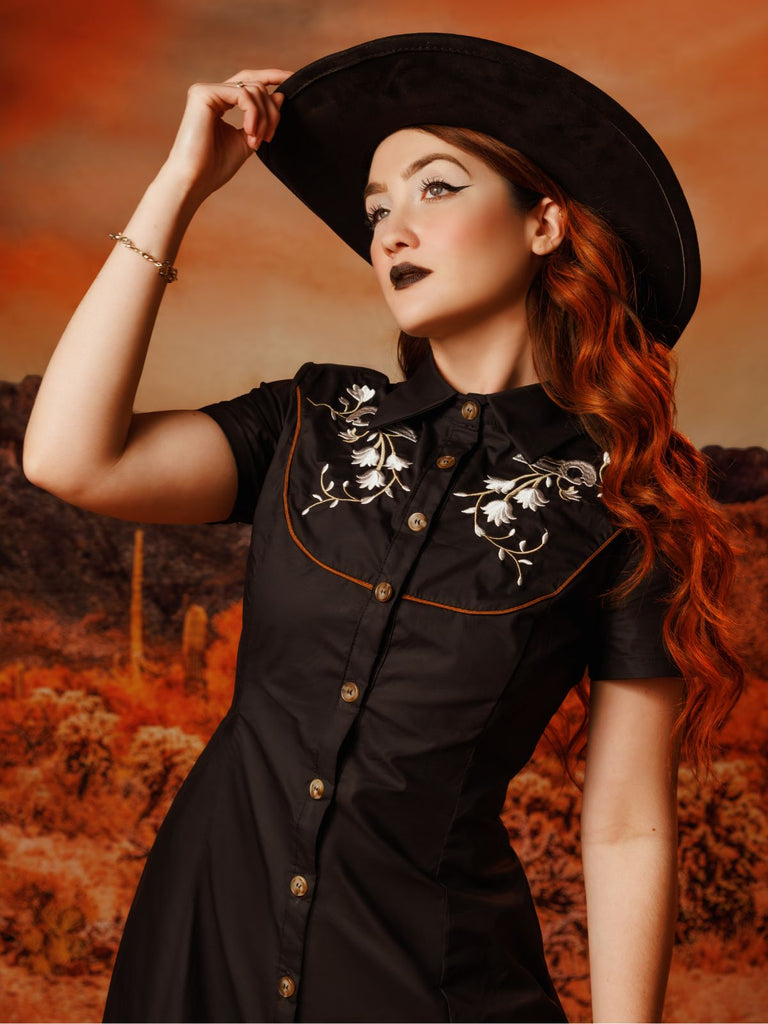 Schwarz 1940er Baumwolle Blumen Besticktes Westlicher Stil Kleid