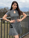 Grau 1970er Stricken Leder Schnalle Plissiertes Kleid