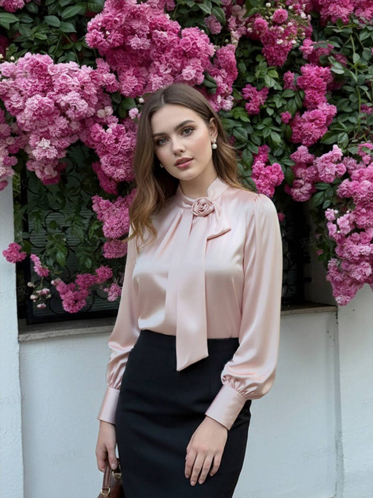 [Vorverkauf] Rosa 1970er 3D Rose Satin Steh Kragen Bluse