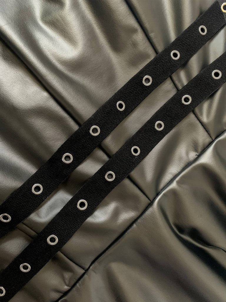 [Vorverkauf] Schwarzes 50er ärmelloses Kleid mit Kunstleder und Taillierung