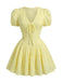 Gelbes 60er Baumwoll-Minikleid mit Blumenstickerei und Puffärmeln