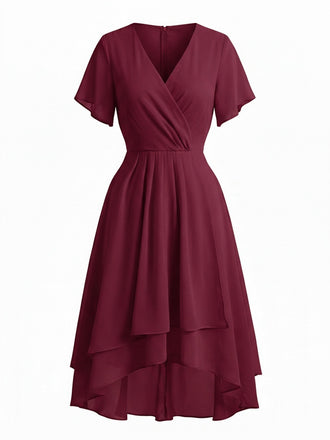 50er Chiffonkleid mit V-Ausschnitt und Rüschenärmeln in Weinrot