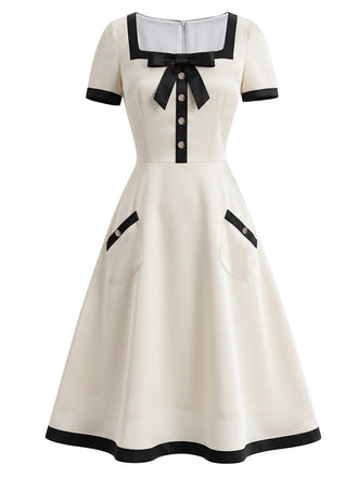 Weißes 40er A-Linien-Kleid mit Schleife