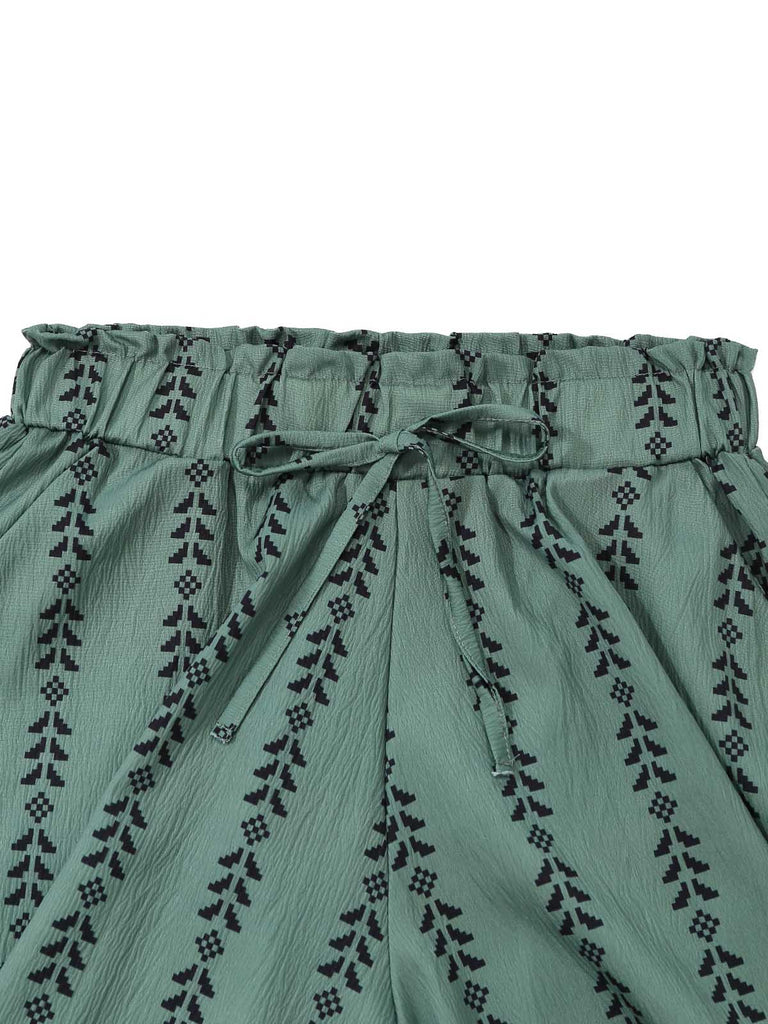 Grüne 40er Shorts mit Rüschen und Spitze