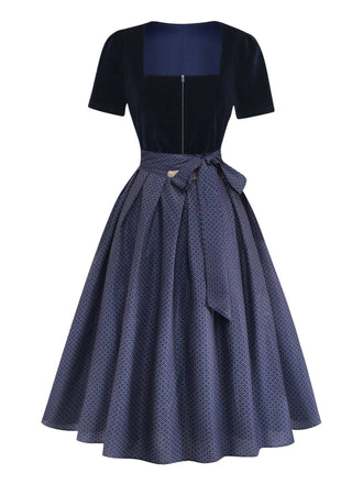 Blaues 50er Kleid mit Eckiger Ausschnitt und Polka-Dots