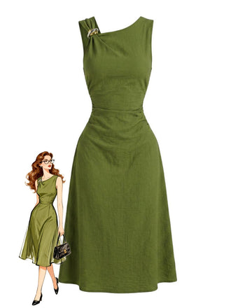 Grünes 60er Raffkleid mit Asymmetrisch und Schnalle