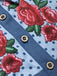 Dunkelblaues 60er Jeanskleid mit Rosen und Rüschen