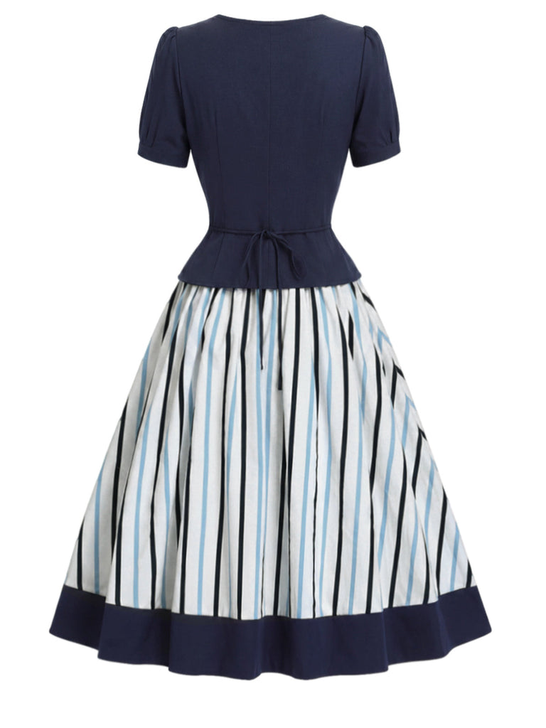Blaues 50er Set mit Bluse und Streifenrock