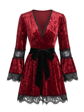 Rotes 70er Gothic-Kleid mit Spitzenbesatz und tiefem V-Ausschnitt