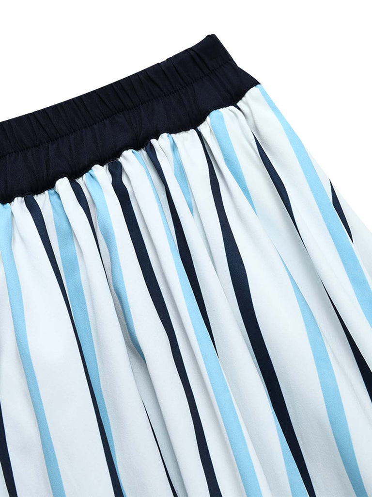 Blaues 50er Set mit Bluse und Streifenrock