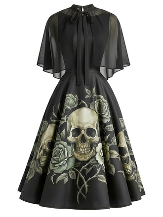 [Vorverkauf] 50er Gothic-Kleid mit Totenkopf-Rosen-Print und Cape-Ärmeln