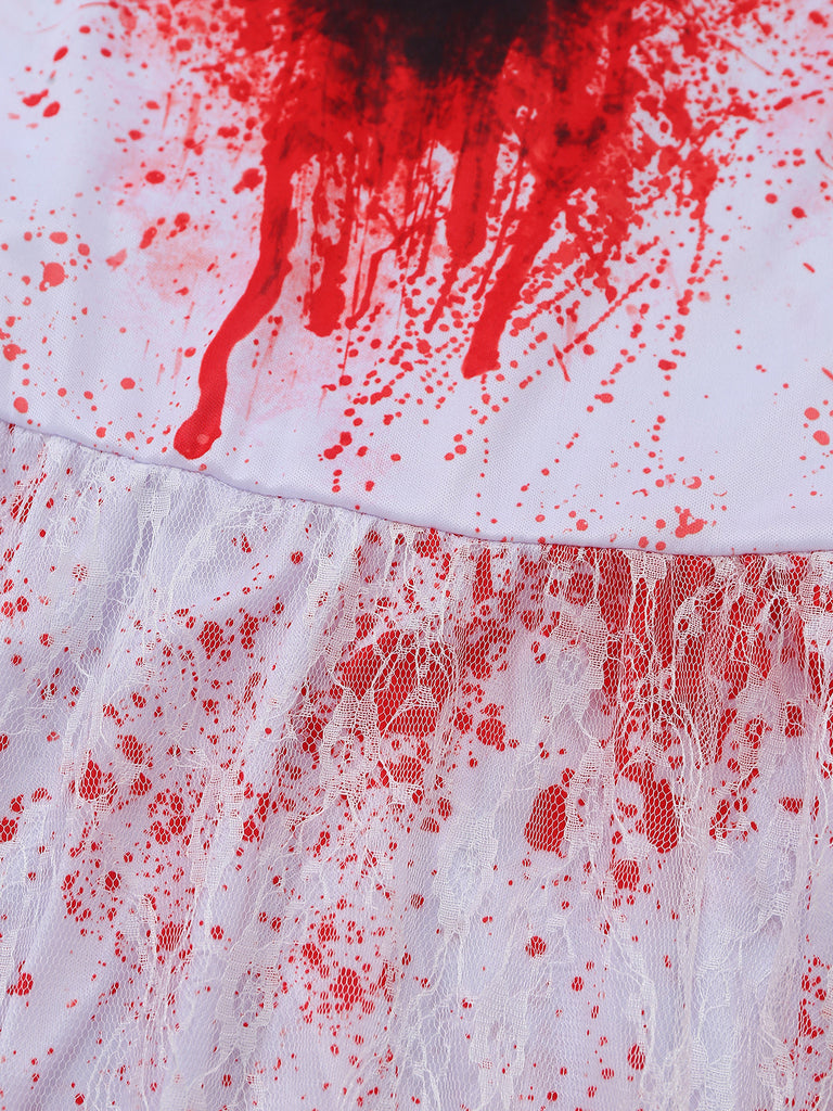 Weißes 40er Blutbrautkleid mit Blutflecken-Print und Spitzenärmeln