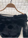 Schwarzes 30er schulterfreies Netzkleid mit Blumen