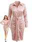 60er Satinhemdkleid mit Raffung und Bindegürtel