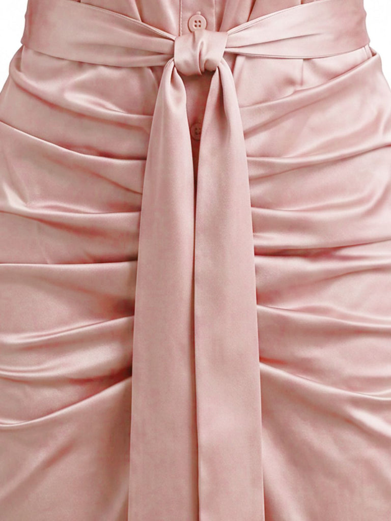 Rosafarbenes 60er Satinhemdkleid mit Raffung und Bindegürtel