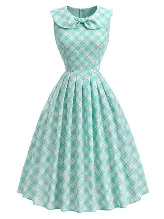 Grünes 50er Kleid mit Peter-Pan-Kragen und Tasche
