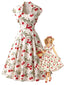 [Vorverkauf] Weißes 50er Swingkleid mit Kirschprint und Herzausschnitt