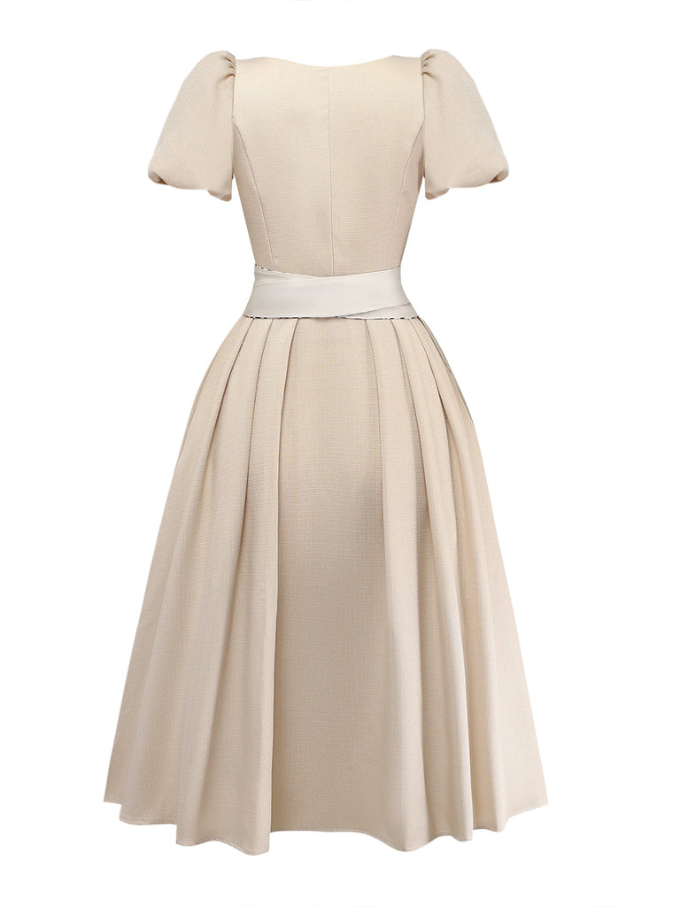 Beige 50er Kleid mit Eckiger Ausschnitt und Puffärmel