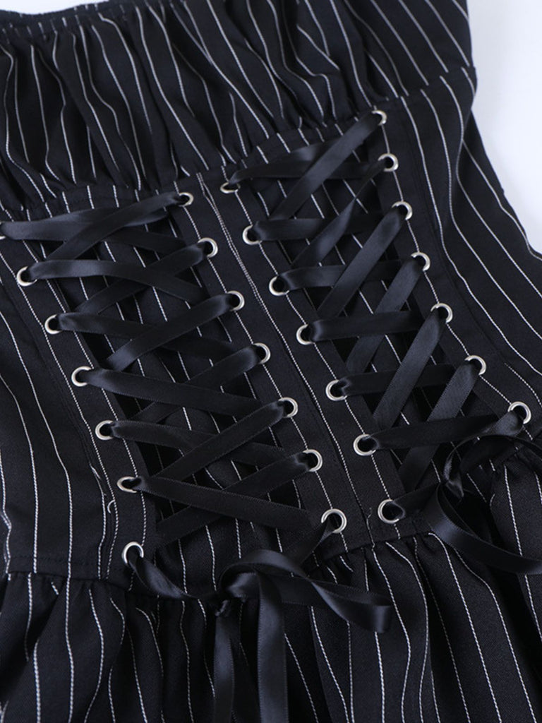 Schwarzes 70er Korsettkleid mit Nadelstreifen und Spitze