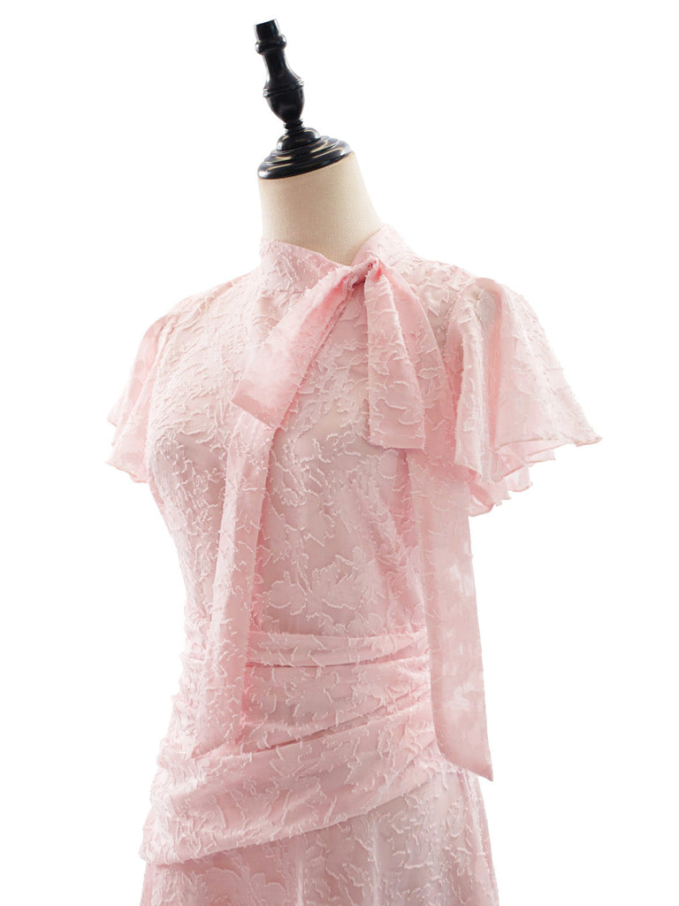 Rosa 30er Jacquard-Kleid mit Stehkragen und Spitze
