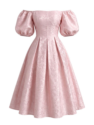 Rosa 50er schulterfreies Jacquard-Kleid mit Puffärmel und Print