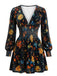 Schwarzes 60er Samtkleid mit Blumen-Print und Smoktaille