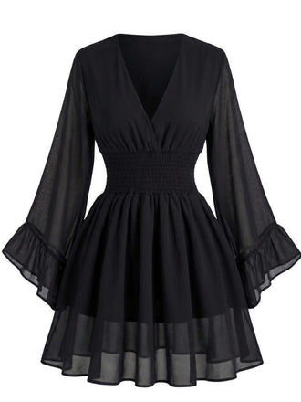 Schwarzes 30er Chiffon-Minikleid mit V-Ausschnitt und Smok