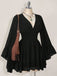 Schwarzes 30er Chiffon-Minikleid mit V-Ausschnitt und Smok