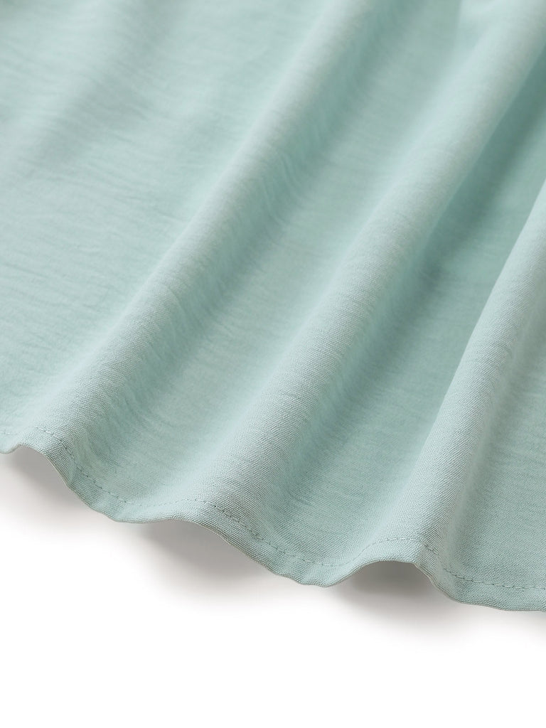 70er Kleid mit tiefem Ausschnitt, Volantärmeln und hoher Taille