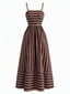 Braunes 30er Streifen-Maxikleid mit Spaghettiträgern und Rücken-Cut-Out